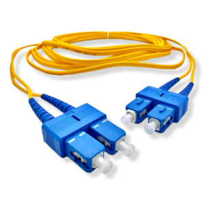 CABLE DE PARCHEO DE FIBRA OPTICA IURON SC-UPC - SC-APC 2.0MM 2M